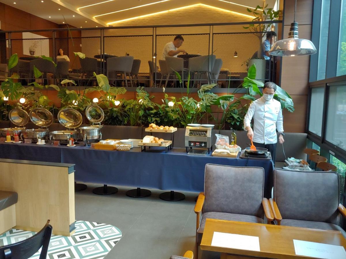 Hotel Icc Tedzson Kültér fotó